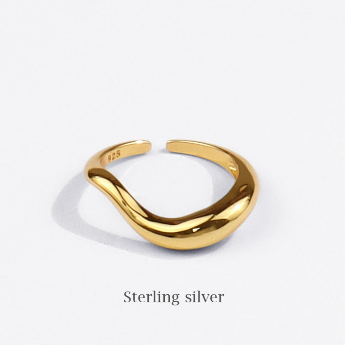 Chunky gold ring