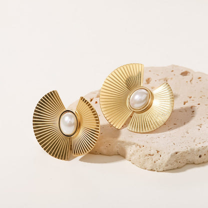 gold-earrings 